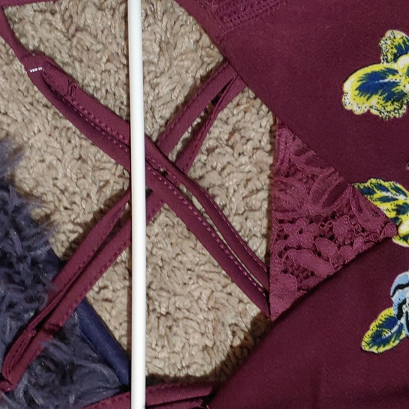 Beautiful Flower Dress - Picture 6 of 9